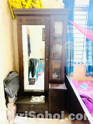 Dressing table